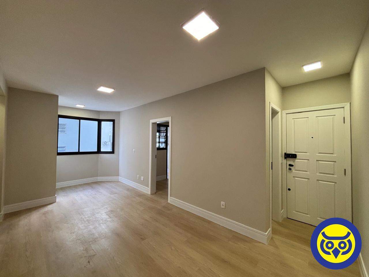 Apartamento para aluguel no Agronômica: 