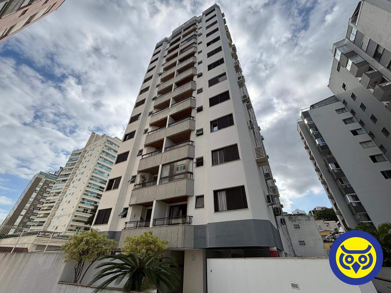 Apartamento para aluguel no Agronômica: 