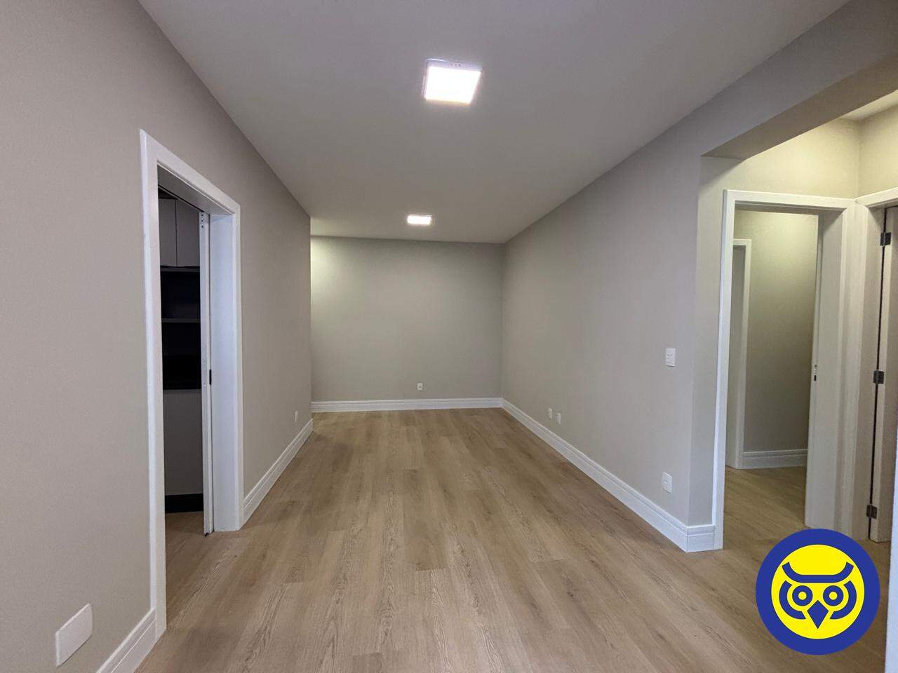 Apartamento para aluguel no Agronômica: 