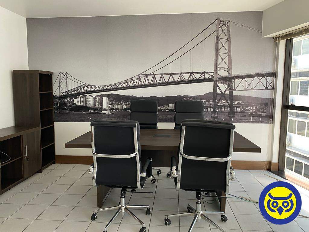 Salas/Conjuntos para aluguel no Centro: 