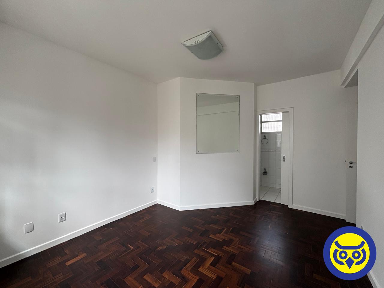 Apartamento para aluguel no Centro: 