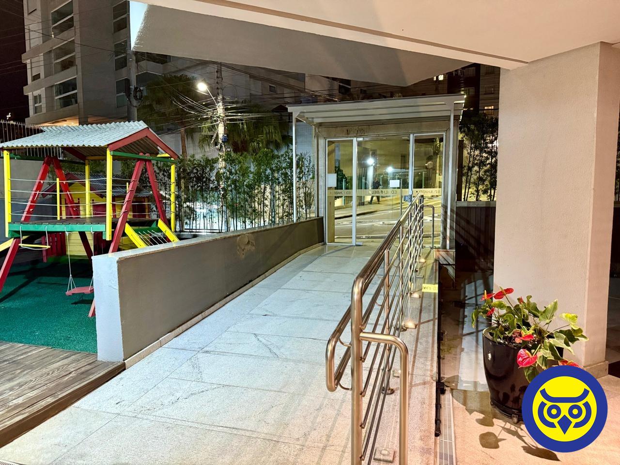 Apartamento para aluguel no Centro: 