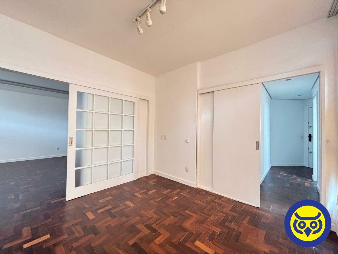 Apartamento para aluguel no Centro: 