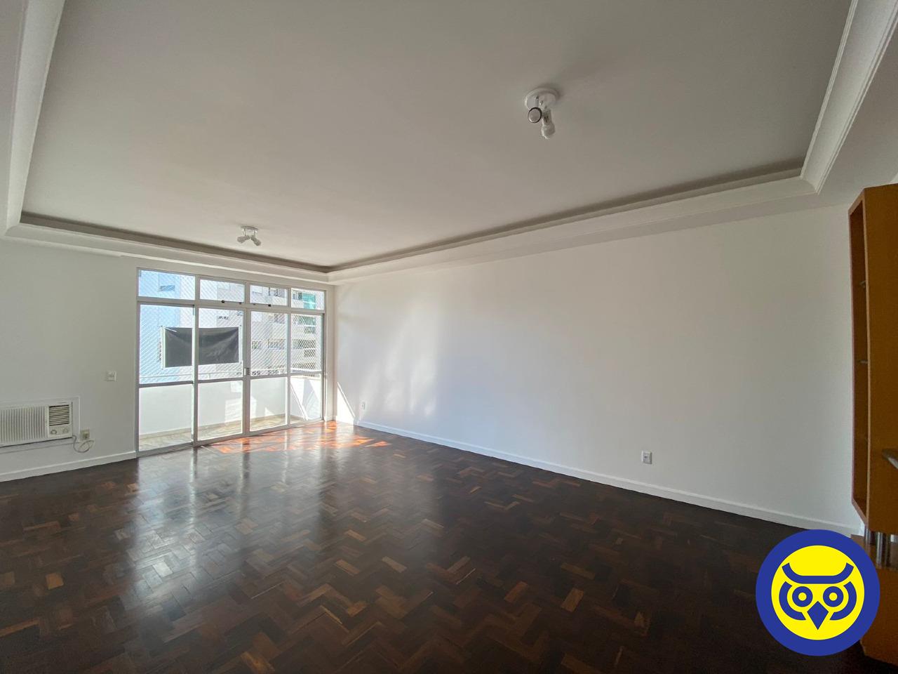 Apartamento para aluguel no Centro: 