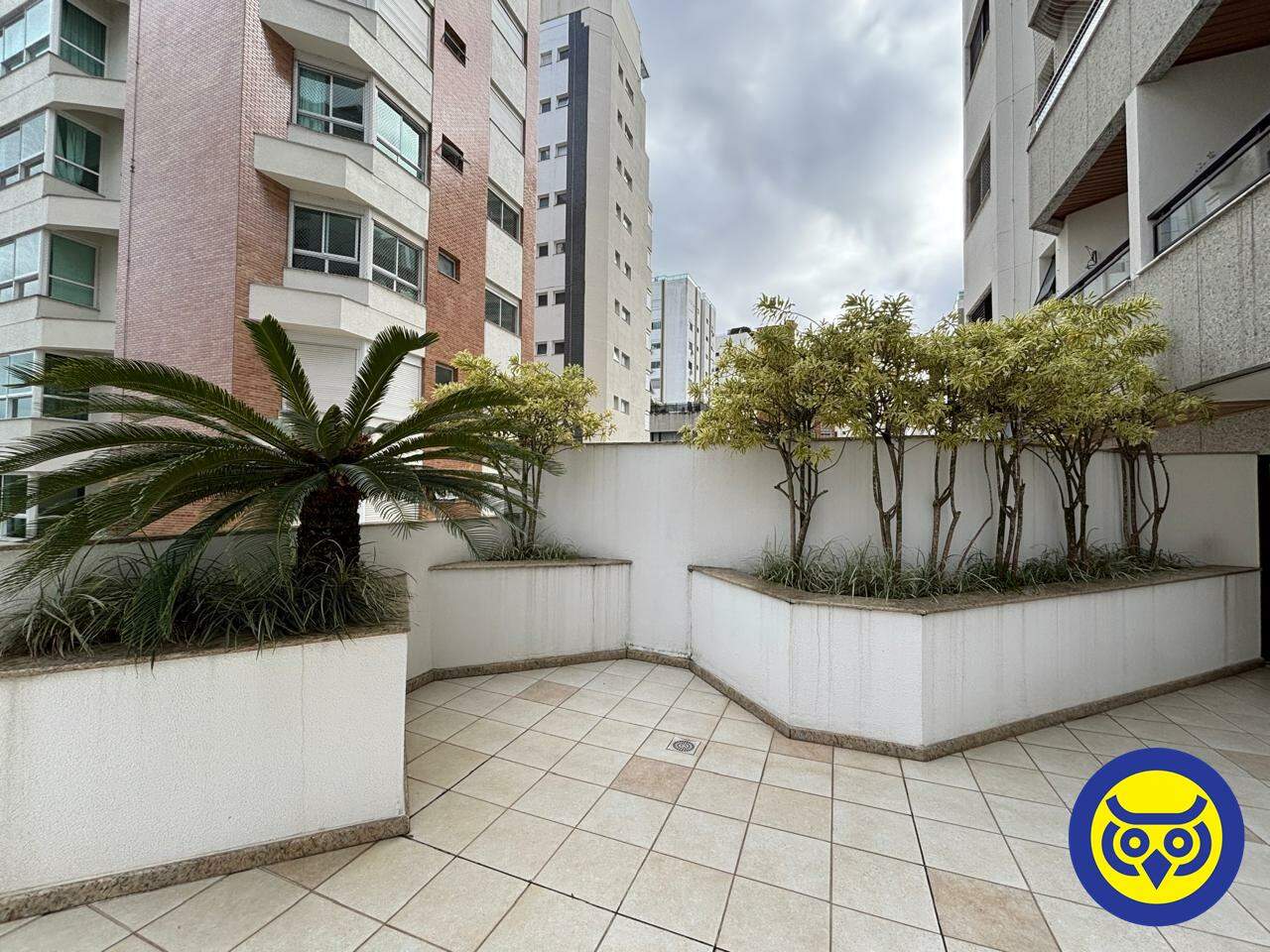 Apartamento para aluguel no Agronômica: 