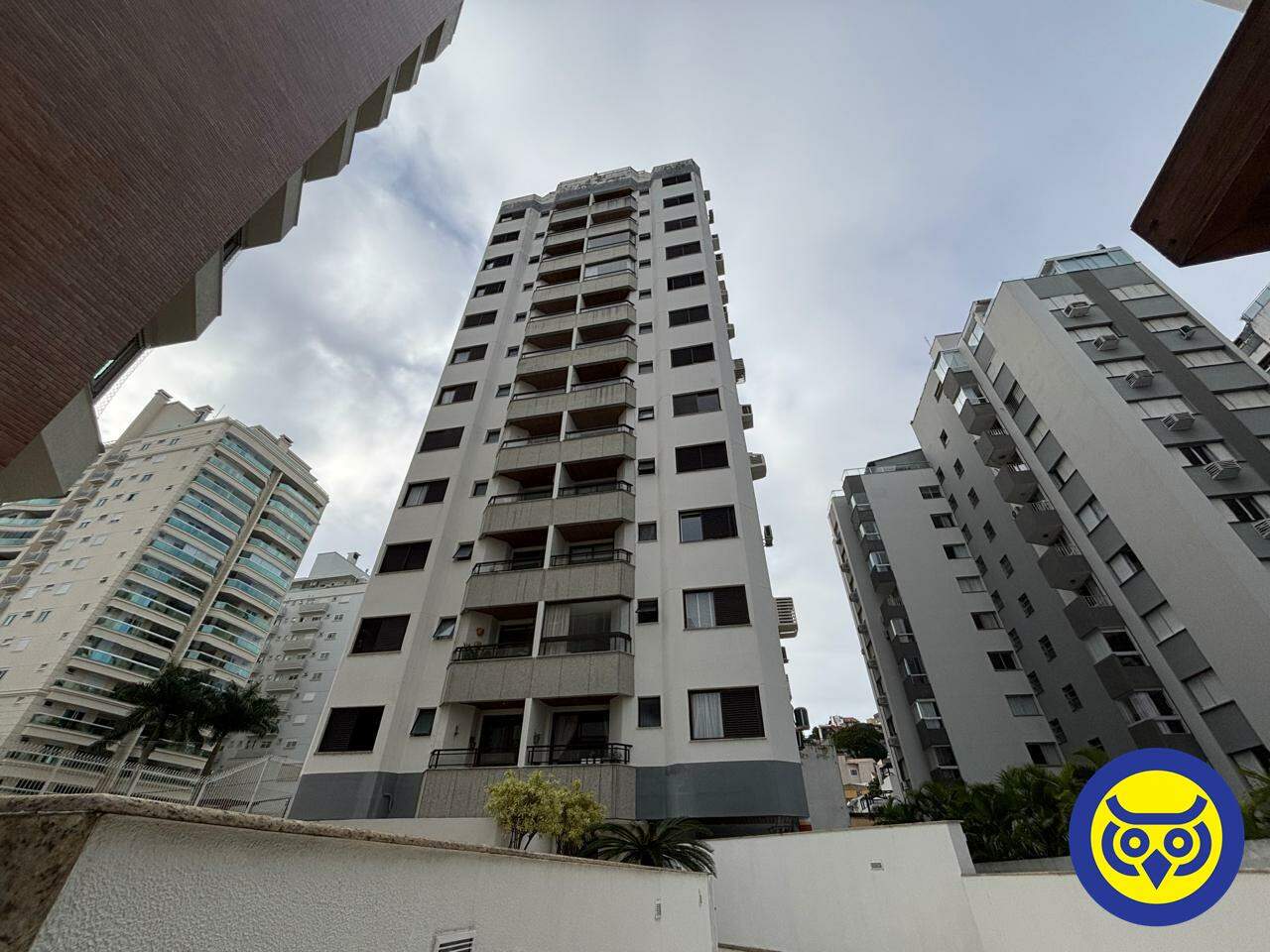 Apartamento para aluguel no Agronômica: 