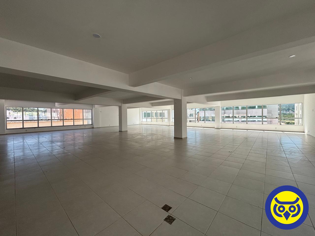 Salas/Conjuntos para aluguel no Trindade: 