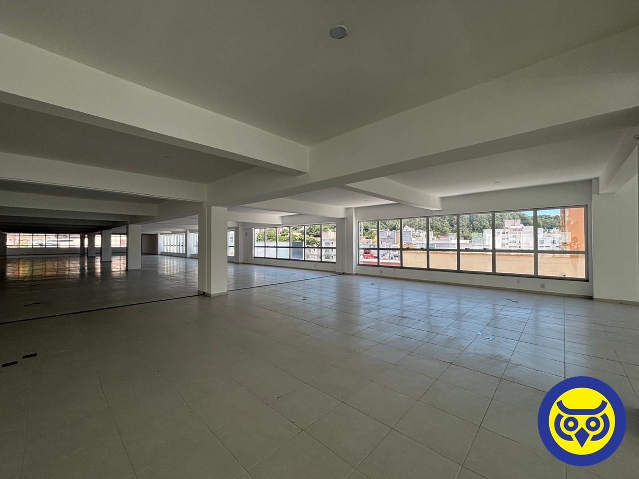 Salas/Conjuntos para aluguel no Trindade: 