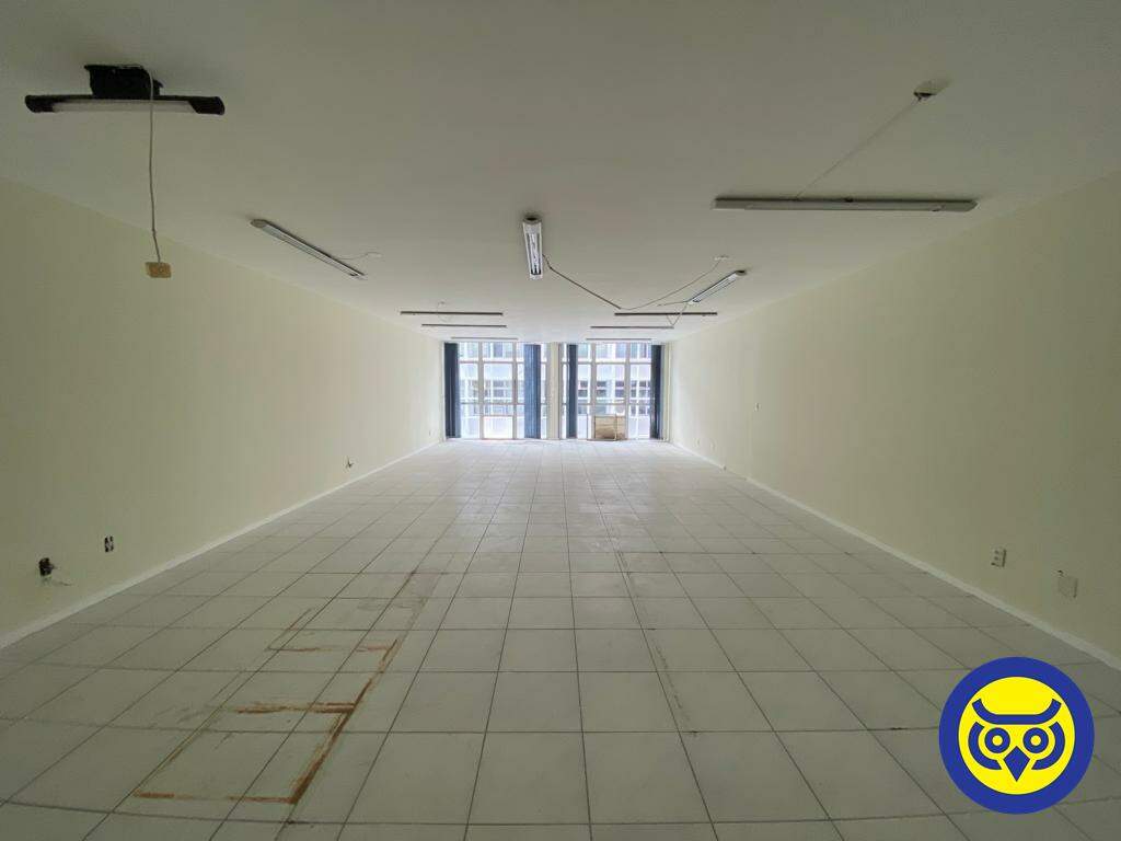 Sala para aluguel no Centro: 