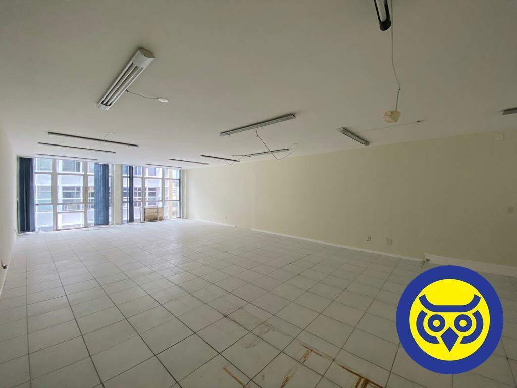 Sala para aluguel no Centro: 