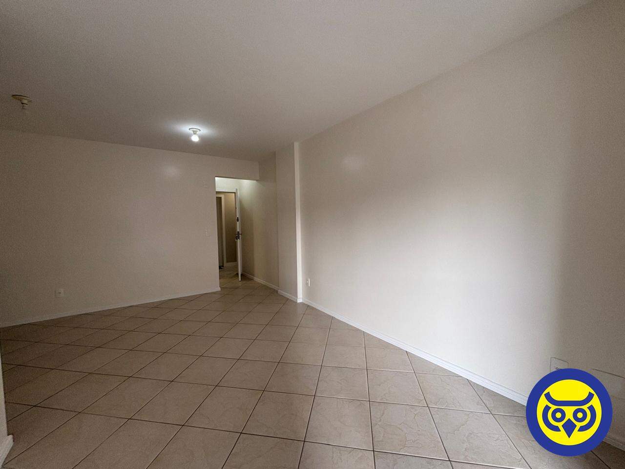 Apartamento para aluguel no Trindade: 