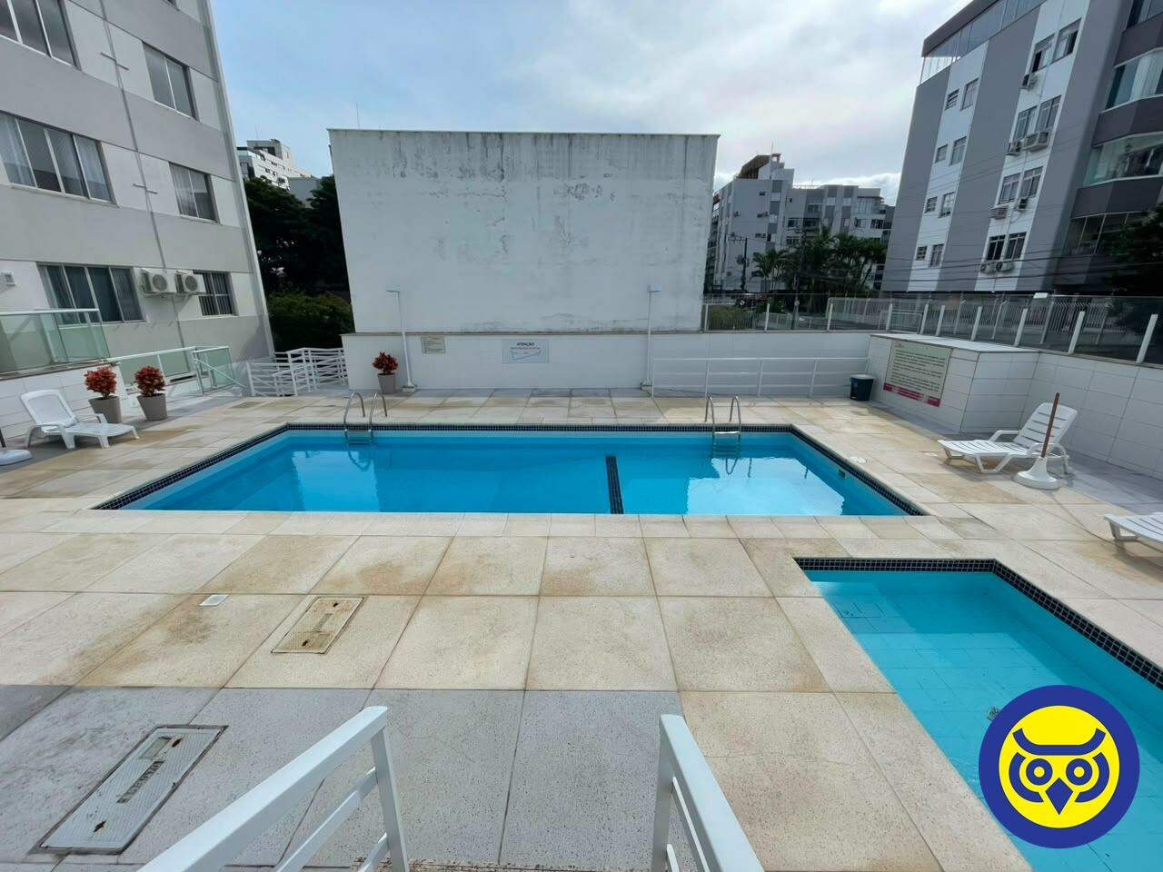 Apartamento para aluguel no Coqueiros: