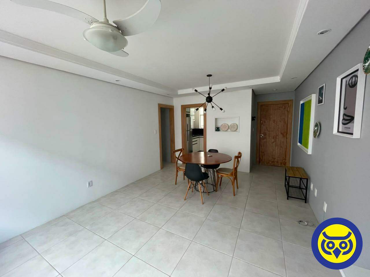 Apartamento para aluguel no Coqueiros: 