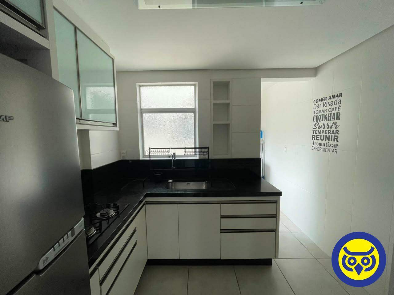 Apartamento para aluguel no Coqueiros: