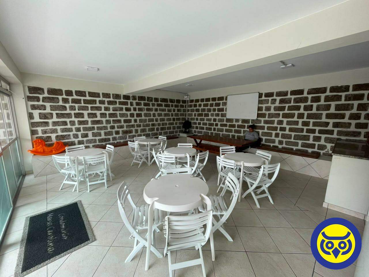 Apartamento para aluguel no Coqueiros:
