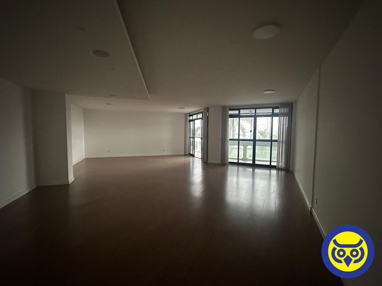 Apartamento para aluguel no Centro: 