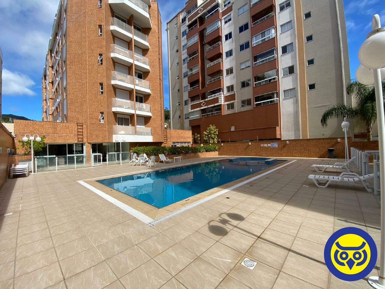 Apartamento para aluguel no Córrego Grande: 