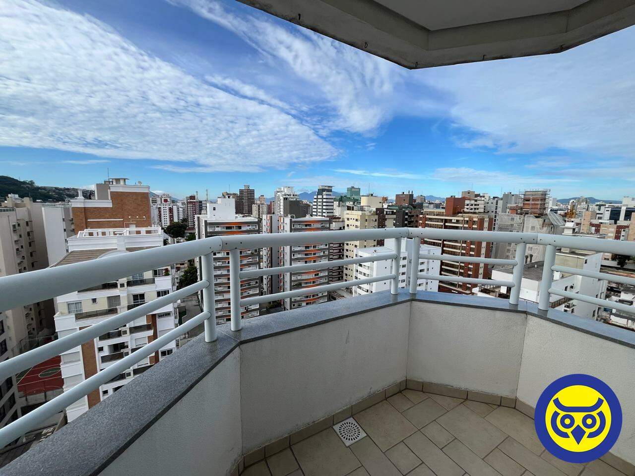 Apartamento para aluguel no Centro: 