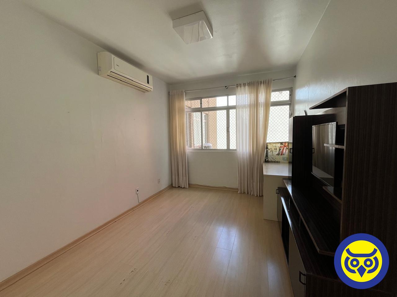 Apartamento para aluguel no Centro: 