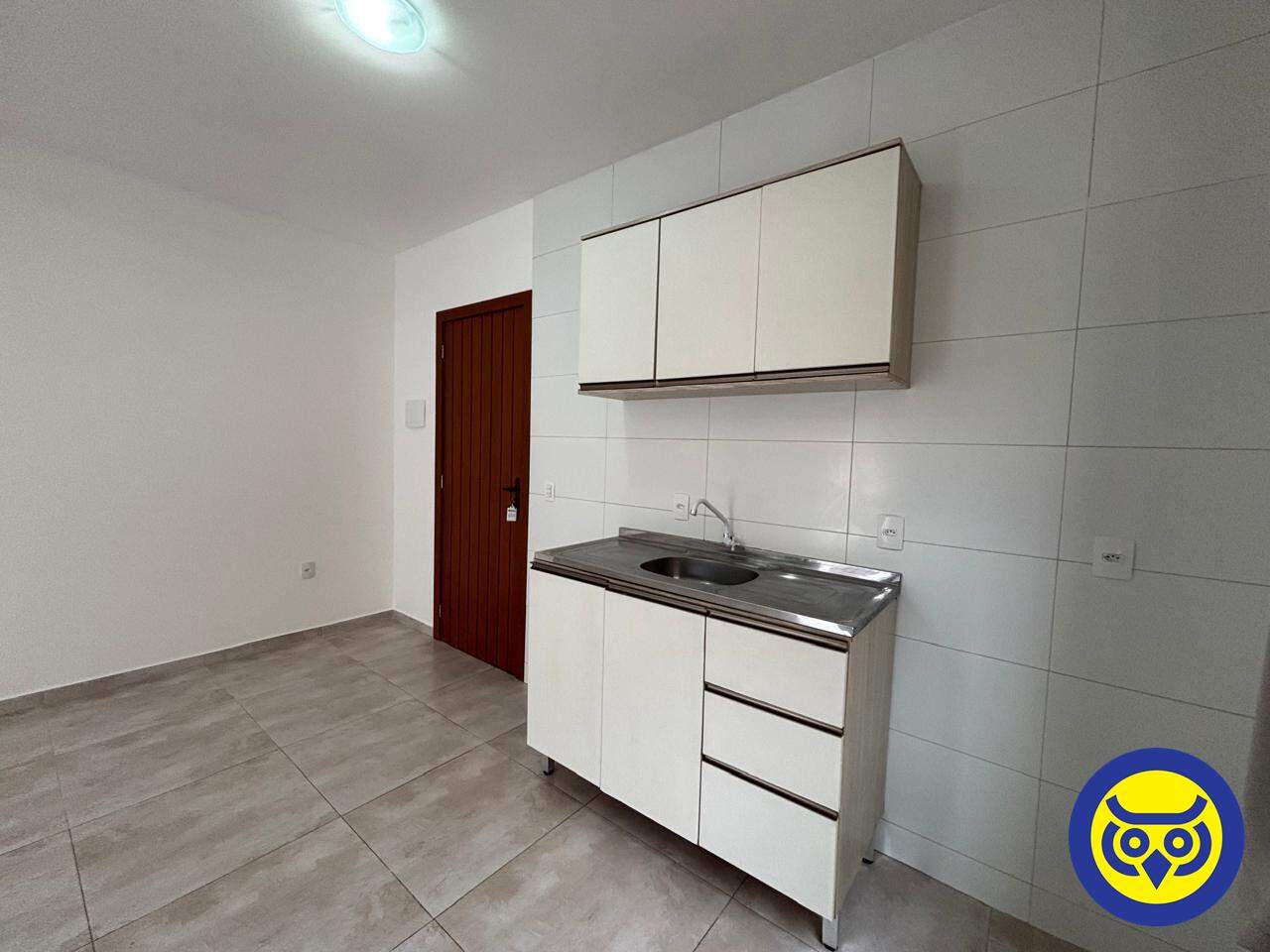 Apartamento para aluguel no Saco Dos Limões: 