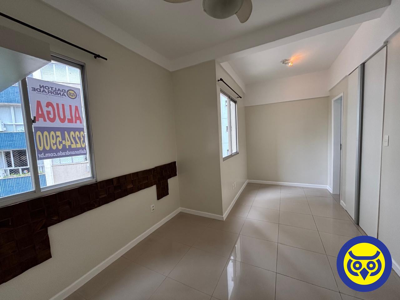 Apartamento para aluguel no Centro: 