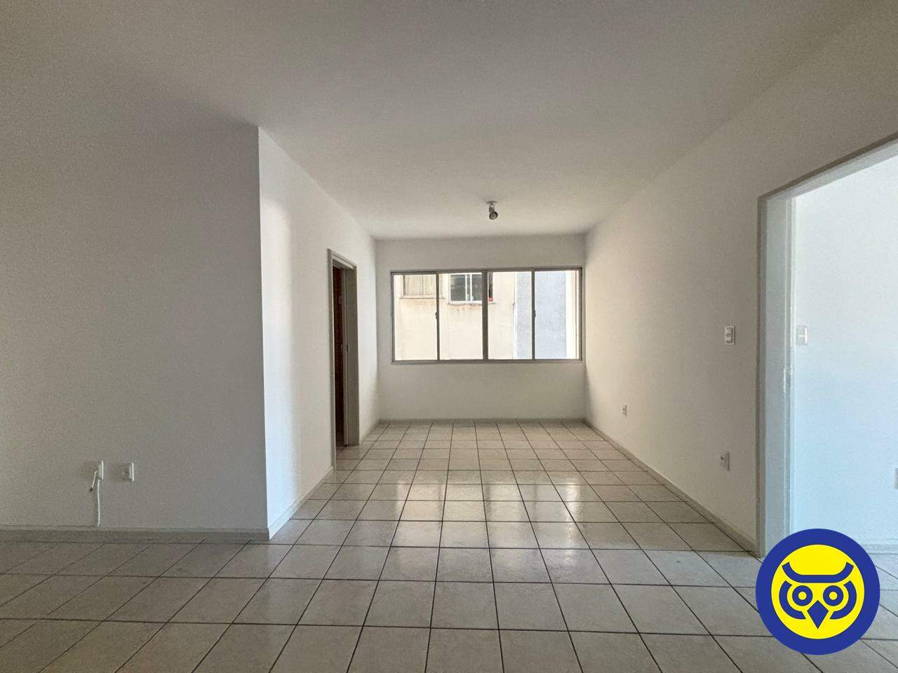 Apartamento para aluguel no Centro: 