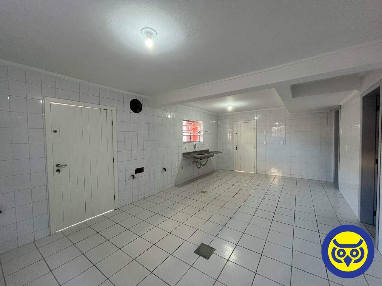 Casa para aluguel no Agronômica: 