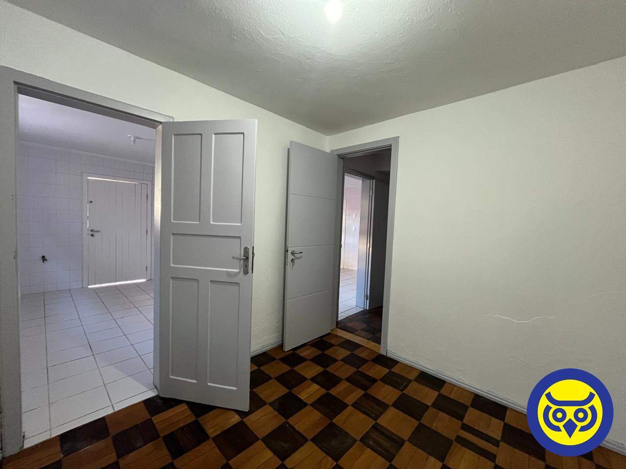 Casa para aluguel no Agronômica: 