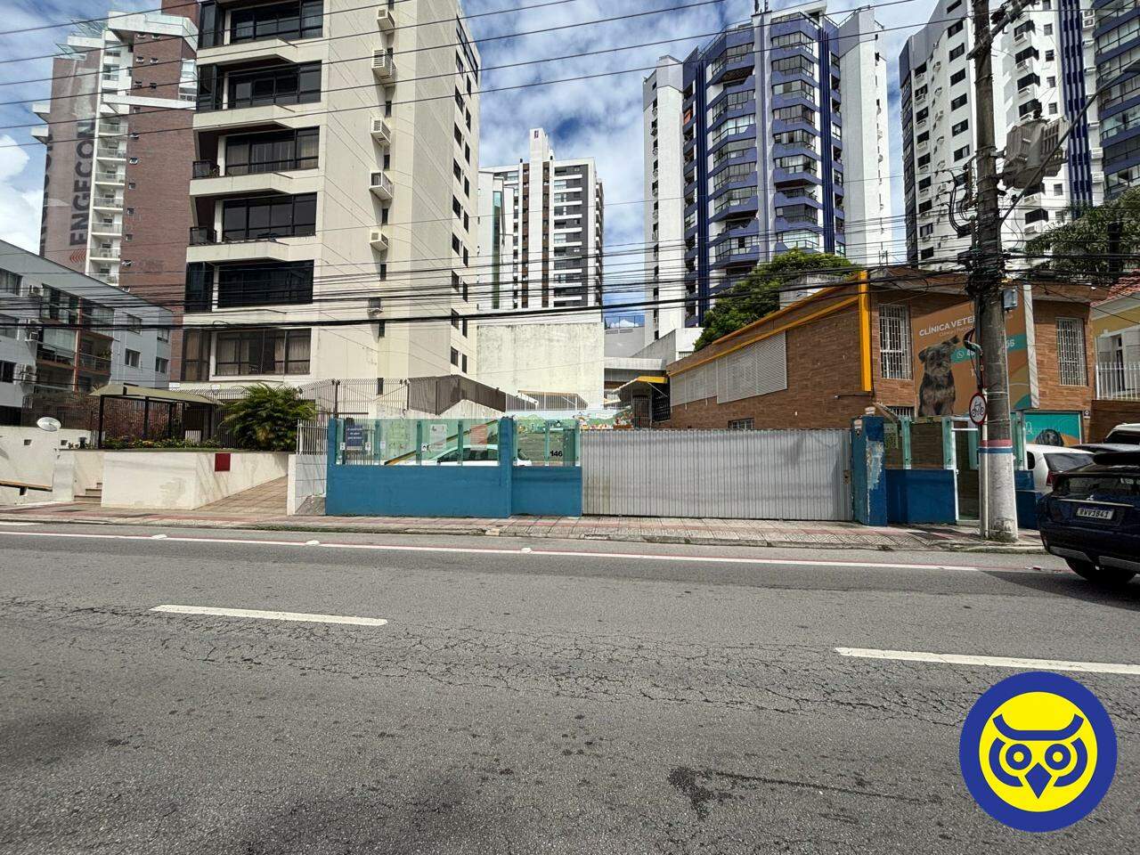 Casa para aluguel no Agronômica: 