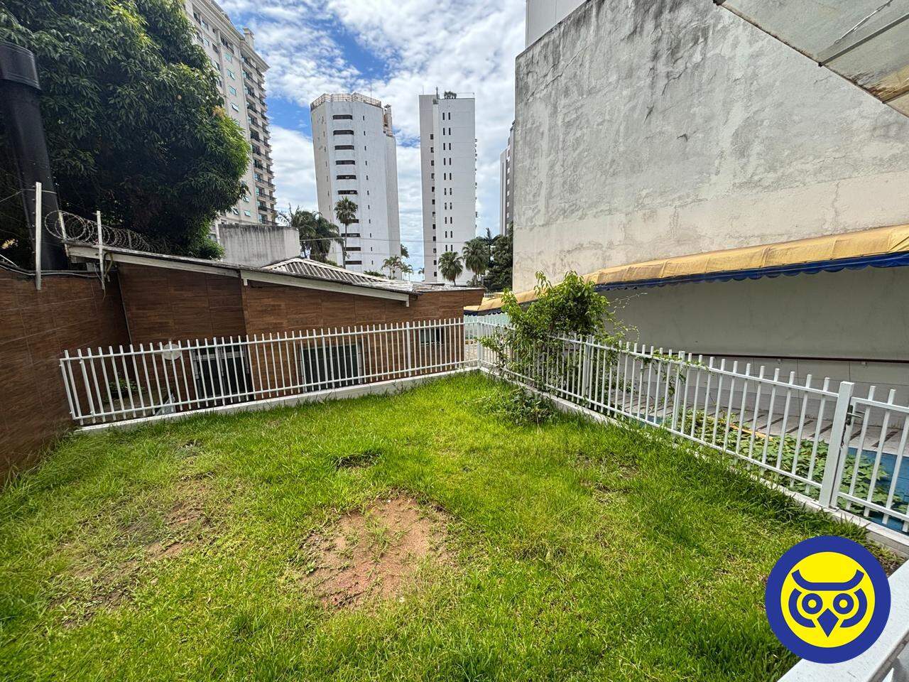Casa para aluguel no Agronômica: 