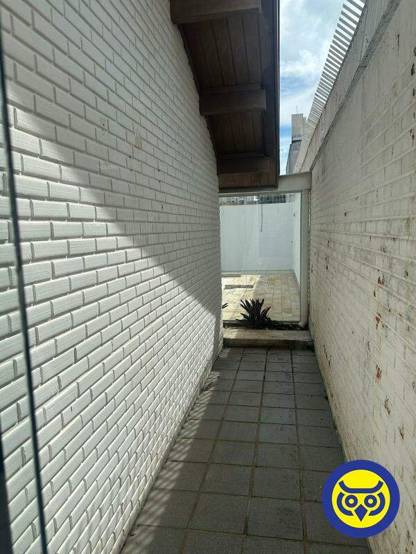 Casa para aluguel no Centro: