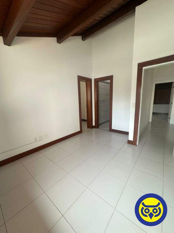 Casa para aluguel no Centro:
