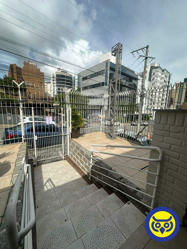 Casa para aluguel no Centro: