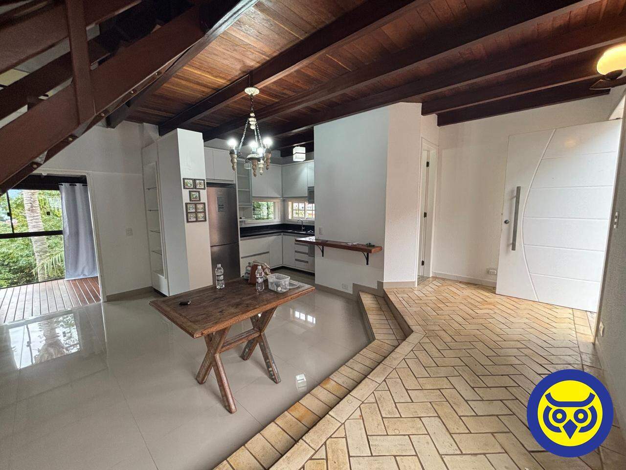 Casa para aluguel no Agronômica: 