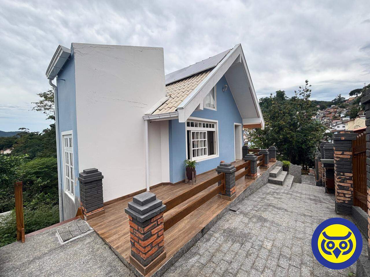 Casa para aluguel no Agronômica: 