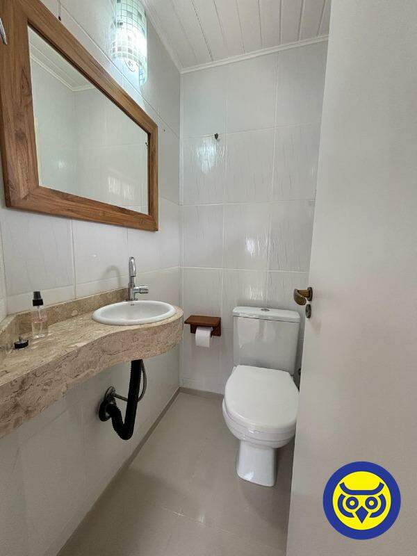Casa para aluguel no Agronômica: 