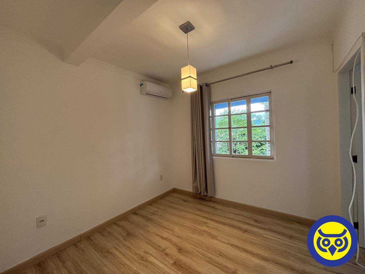 Casa para aluguel no Agronômica: 