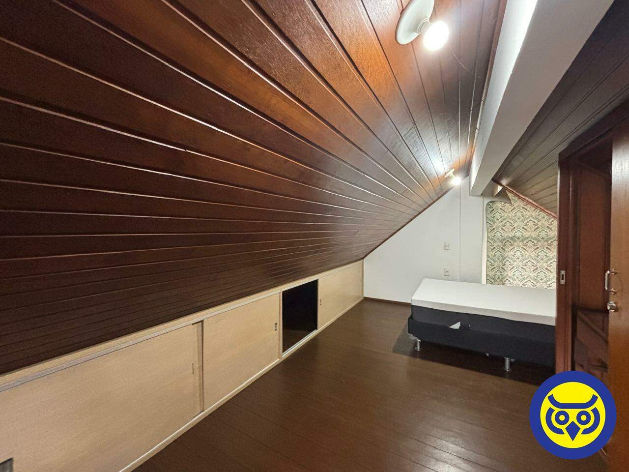 Casa para aluguel no Agronômica: 