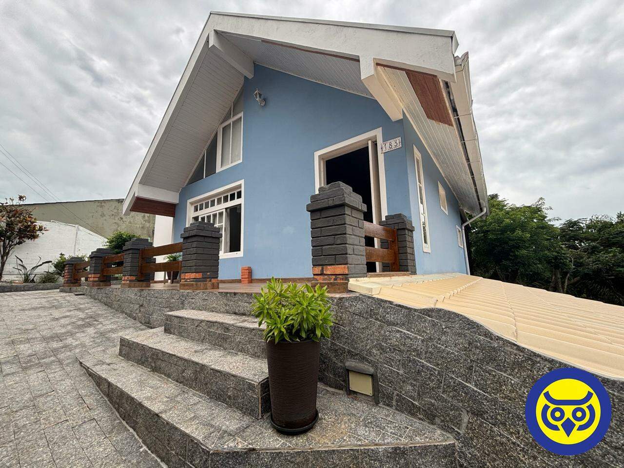 Casa para aluguel no Agronômica: 