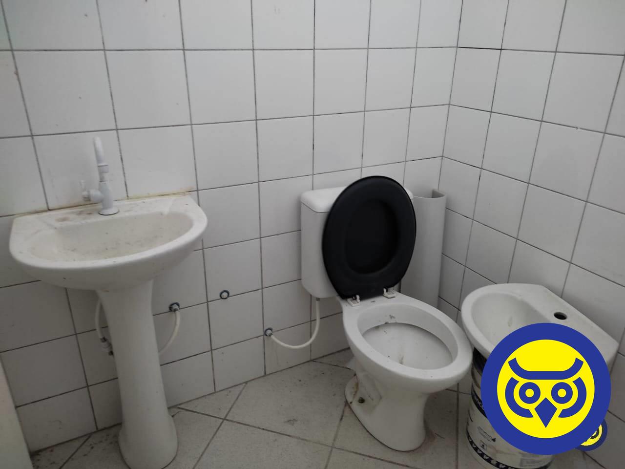 Prédio Comercial para aluguel no Centro: 