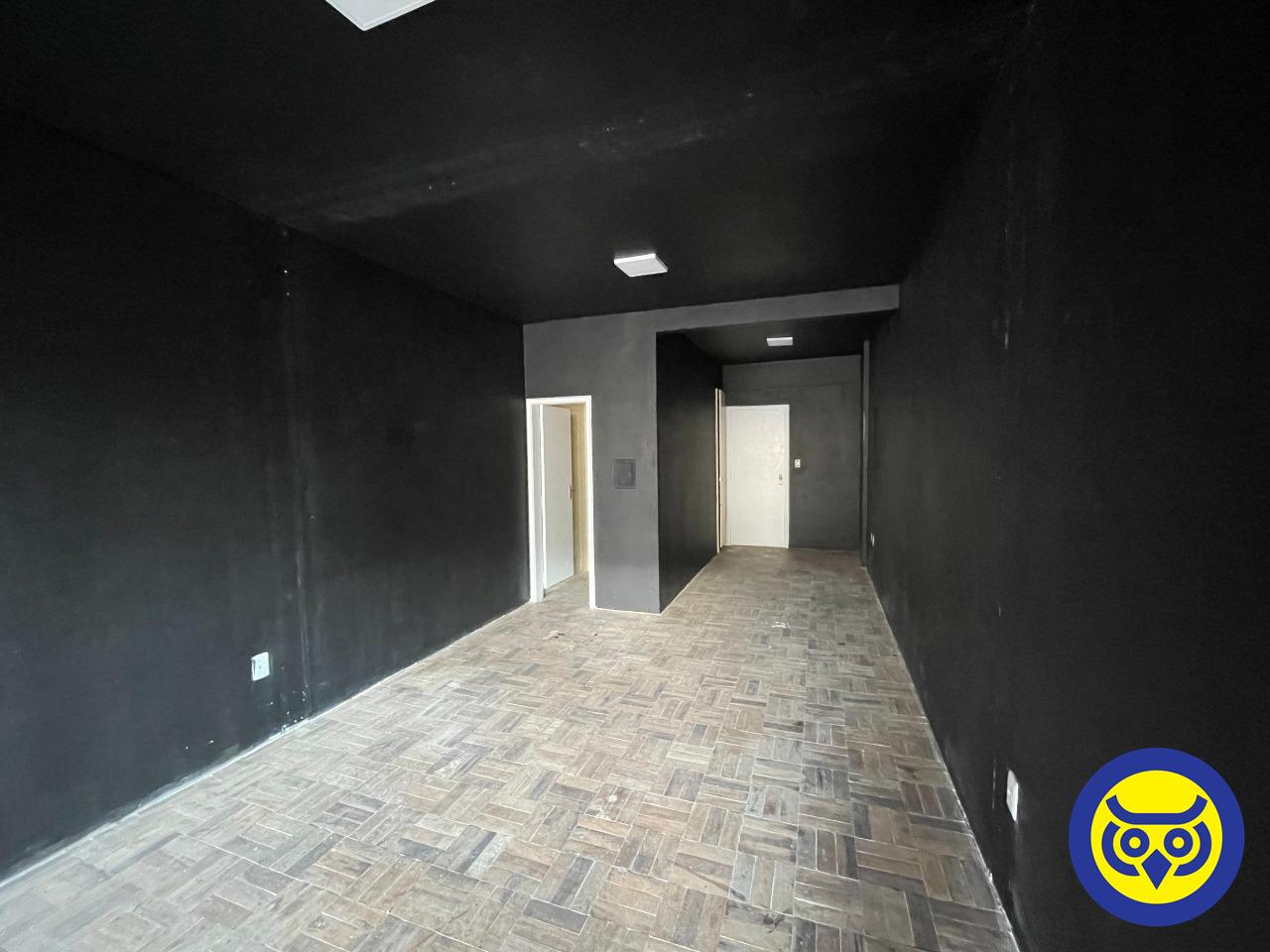 Salas/Conjuntos para aluguel no Centro: 