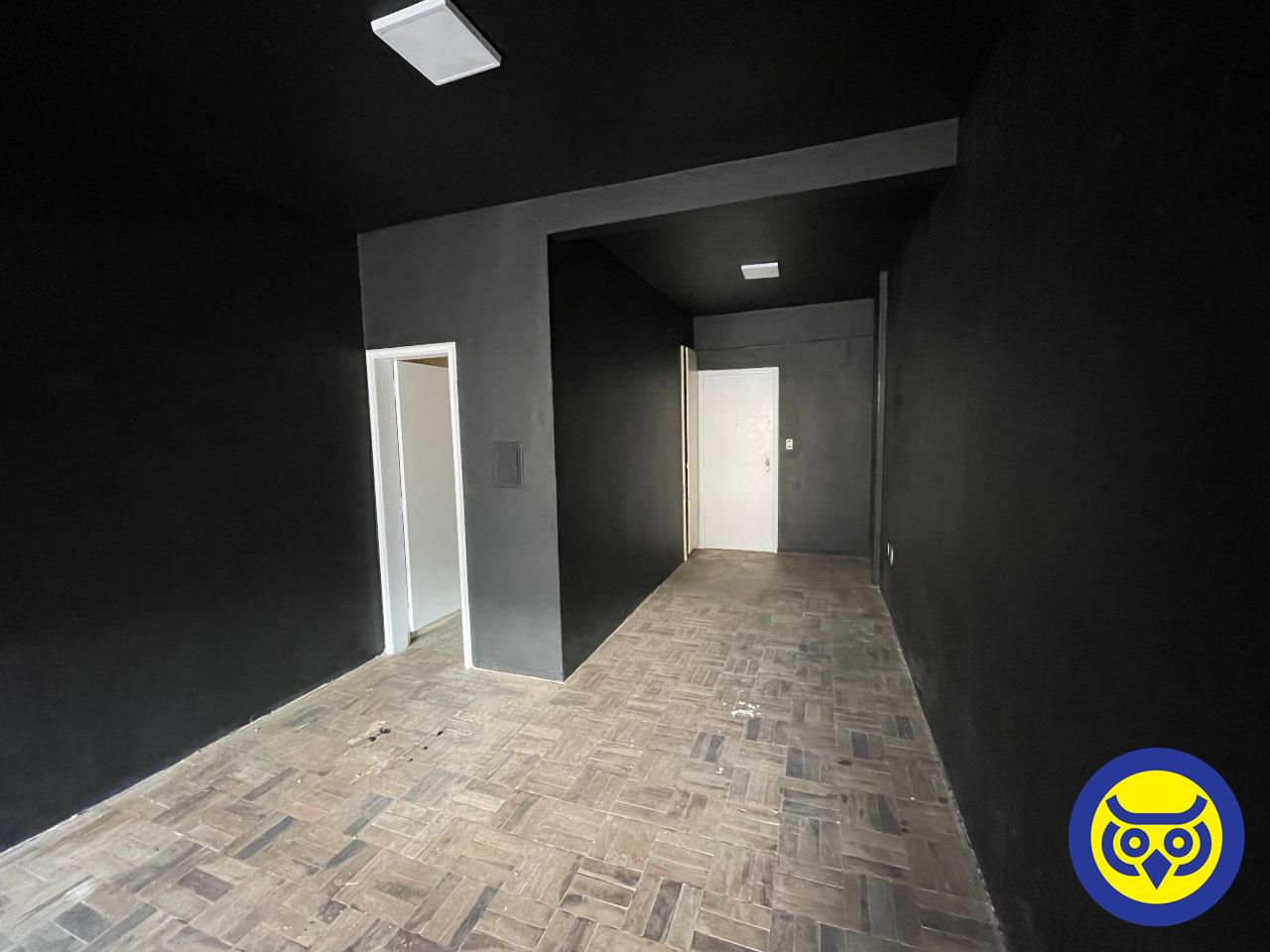 Salas/Conjuntos para aluguel no Centro: 