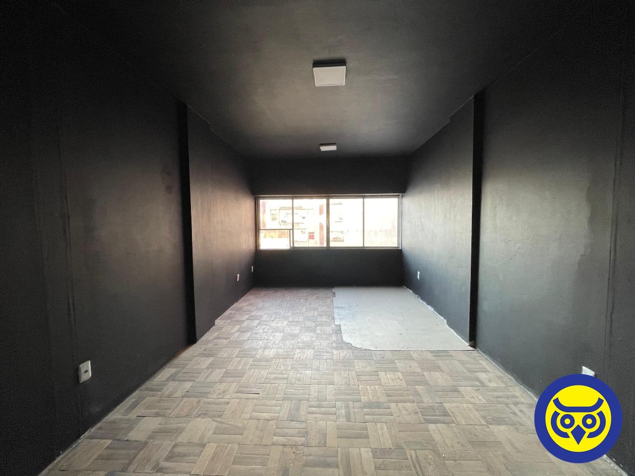 Salas/Conjuntos para aluguel no Centro: 