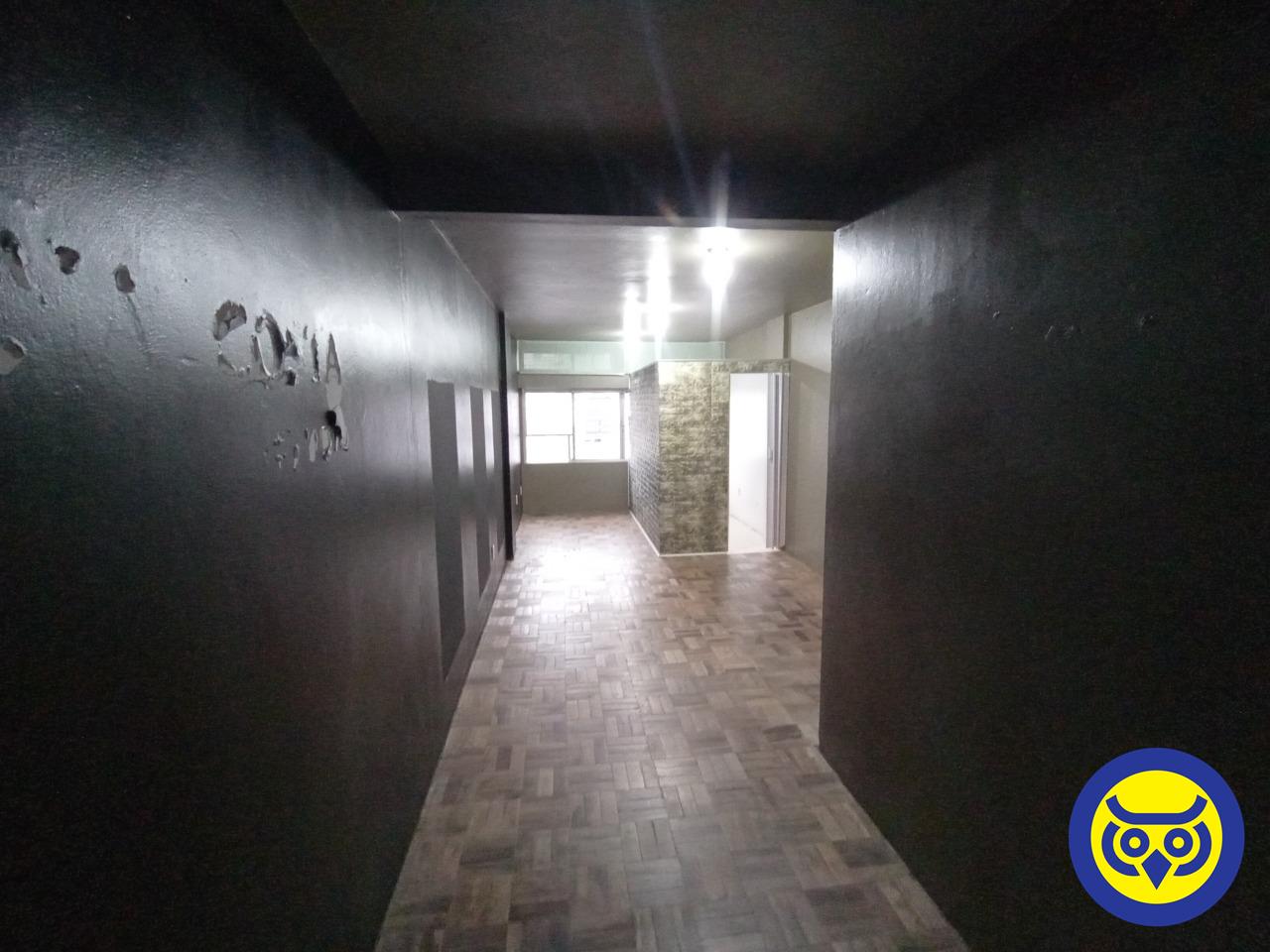 Salas/Conjuntos para aluguel no Centro: 