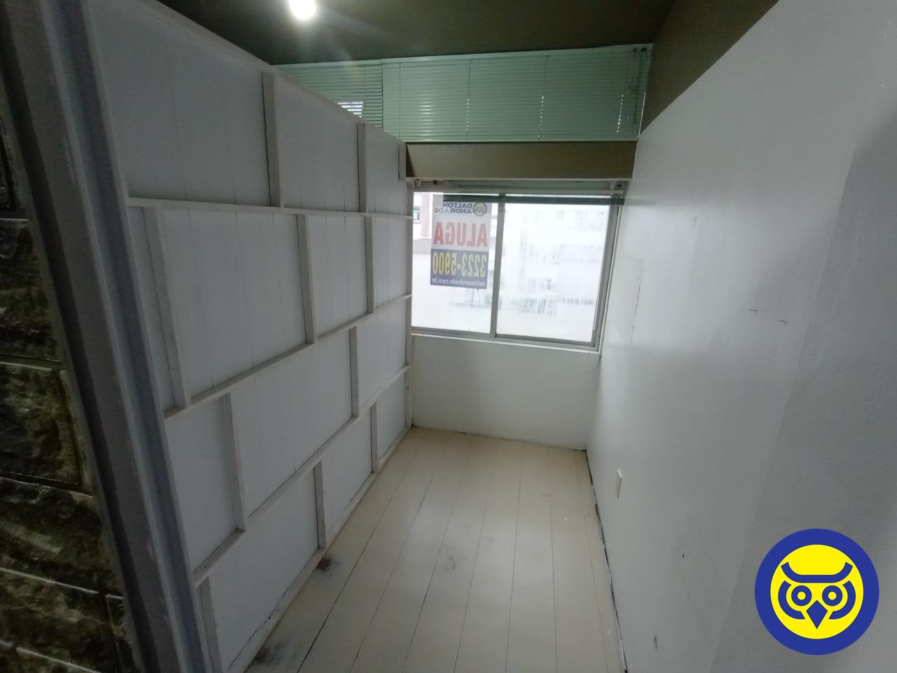 Salas/Conjuntos para aluguel no Centro: 