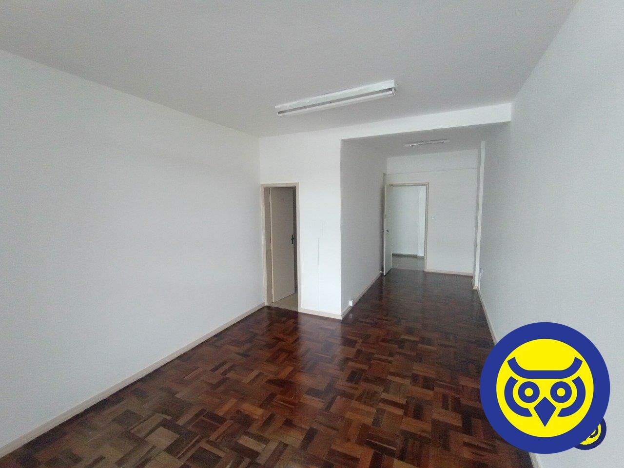 Sala para aluguel no Centro: 