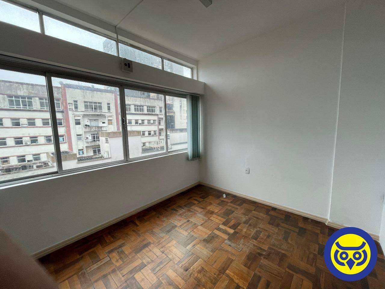 Sala para aluguel no Centro: 