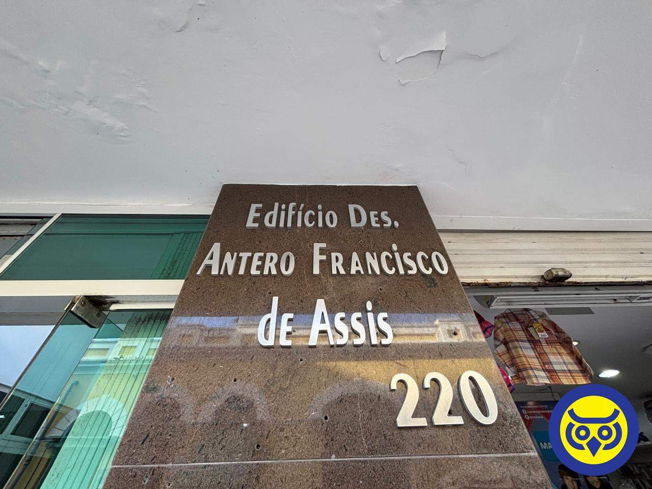 Sala para aluguel no Centro: 