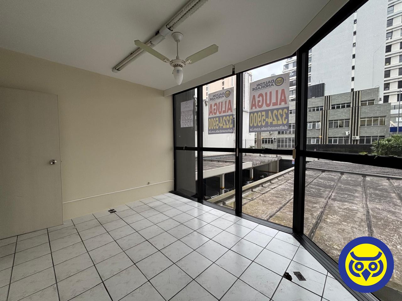 Salas/Conjuntos para aluguel no Centro: