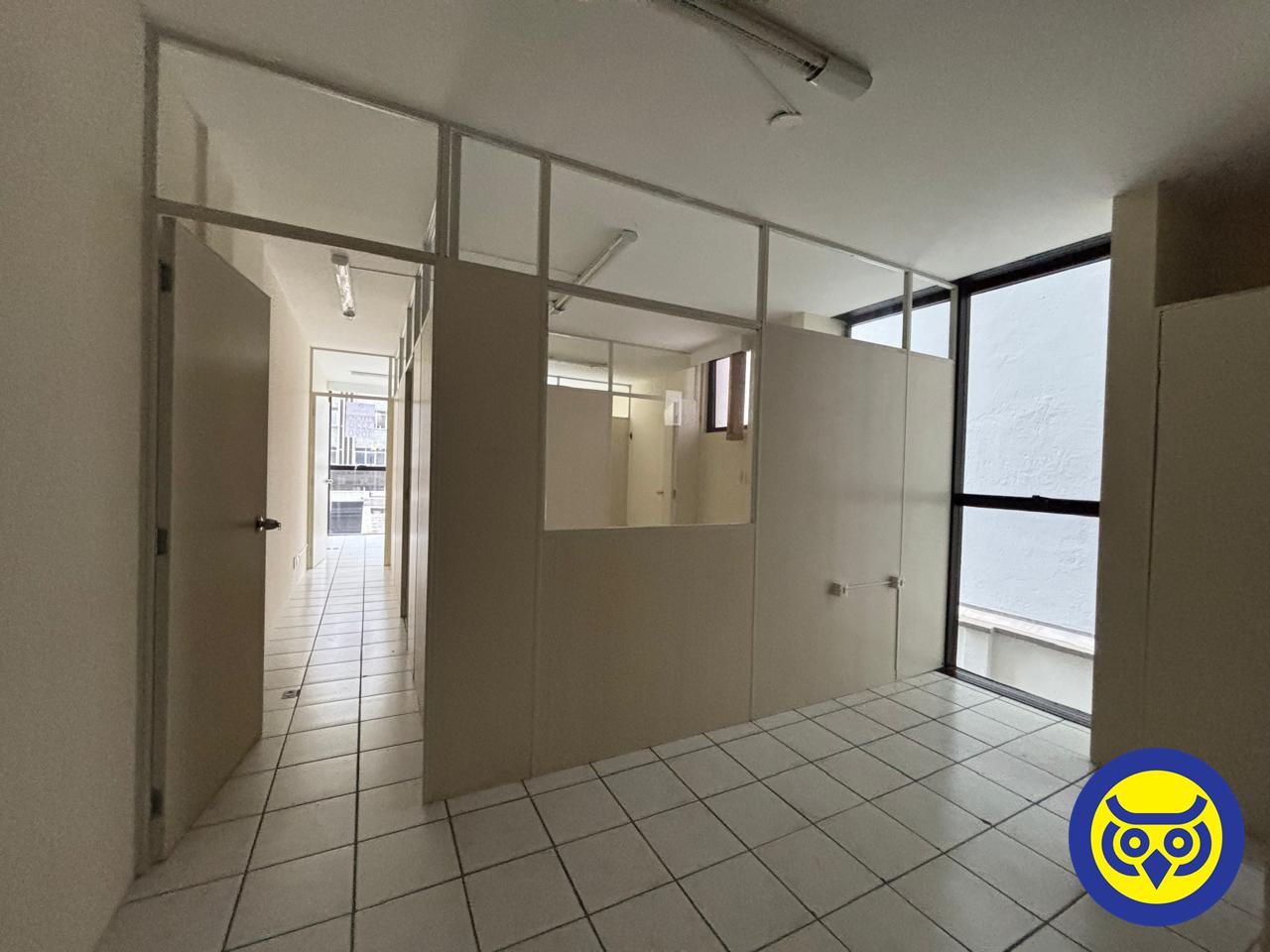 Salas/Conjuntos para aluguel no Centro: 